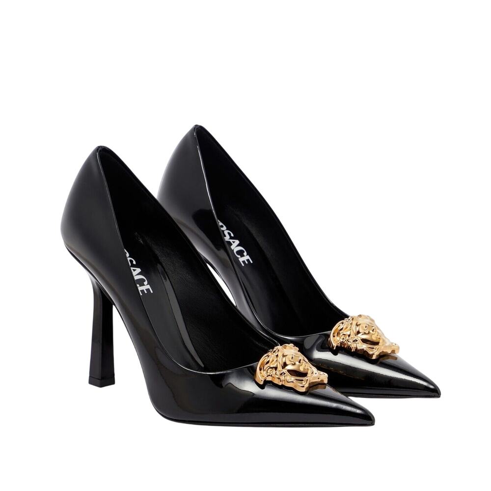 Versace Medusa 37/ US 7 Gold Black Patent Leather Pointed Toe Shoe Pump NIB $995